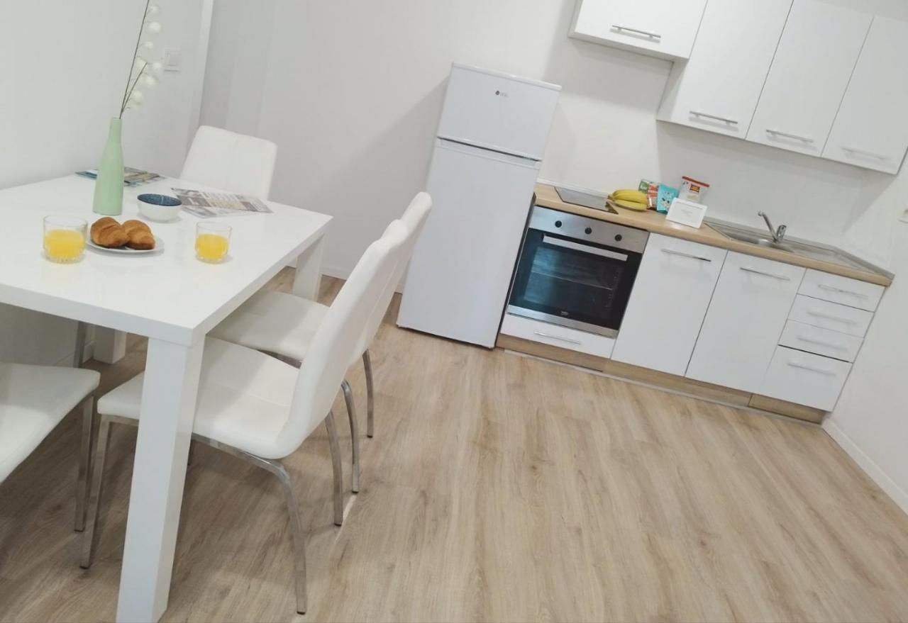 Apartment Sanya #3 ليوبليانا المظهر الخارجي الصورة